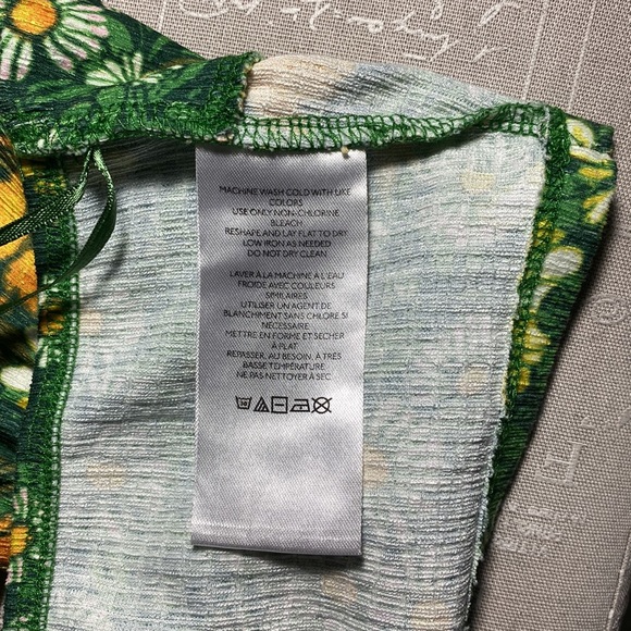 Halter Top - Picture 6 of 6